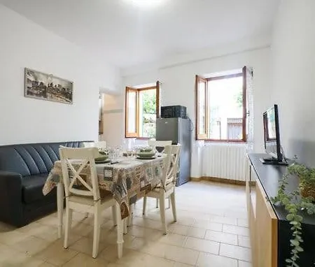 Апартаменты Casa Fiorella *